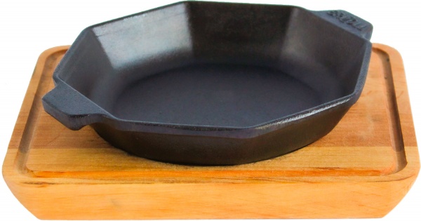 Сковорода чавунна порційна восьмикутна з підставкою 8х140х25 мм HoReCa Brizoll