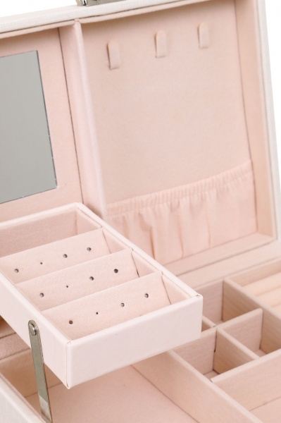 Шкатулка для украшений Royal case 22х18х13 см белая