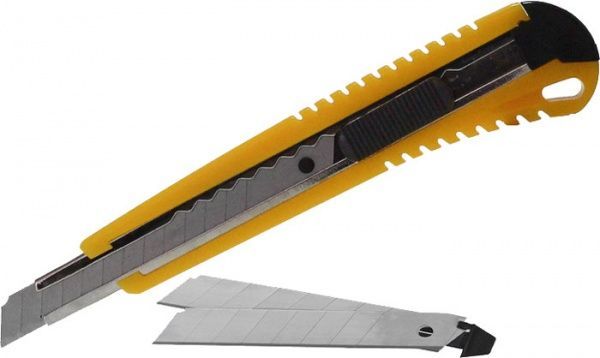 Нож канцелярский SCHOLZ с автофиксацией 9 мм 4505 