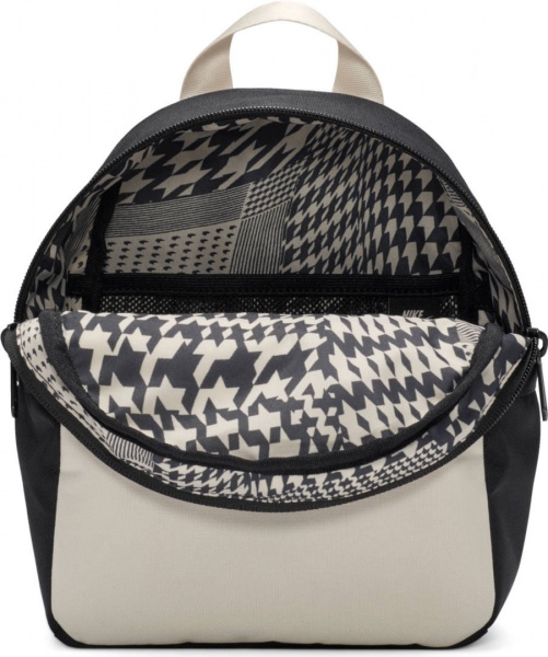 Рюкзак Nike NIKE FUTURA FB2859-010 6 л черный