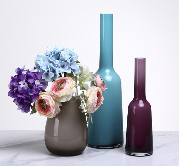 Ваза Wrzesniak Glassworks Bottle 32 см лилова 