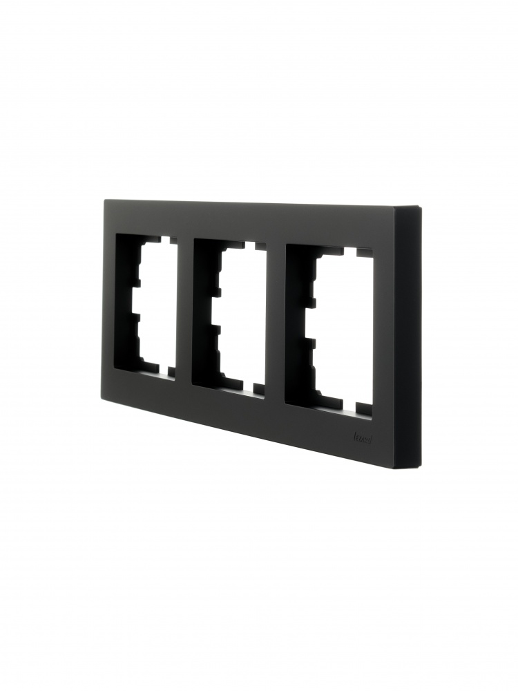 Рамка тримісна Lezard Vesna горизонтальна антрацит 742-4200-148