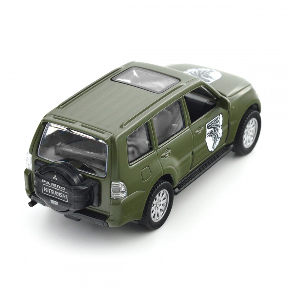 Автомодель TechnoDrive 1:32 серии Шевроны Героев Mitsubishi Pajero 4WD Tubro 93 ОМБр 250283M