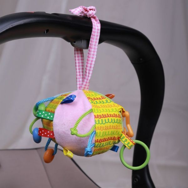 Игрушка-подвеска Macик Мячик с бусинками МС 110601-02