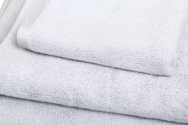 Полотенце махровое Glossy 70x140 см серебряный Texpol 