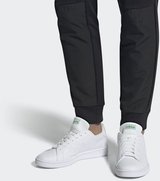 Кроссовки Adidas ADVANTAGE BASE EE7690 р.UK 9,5 белый