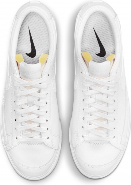 Кросівки Nike Blazer Low Platform DJ0292-100 р.US 6 білий