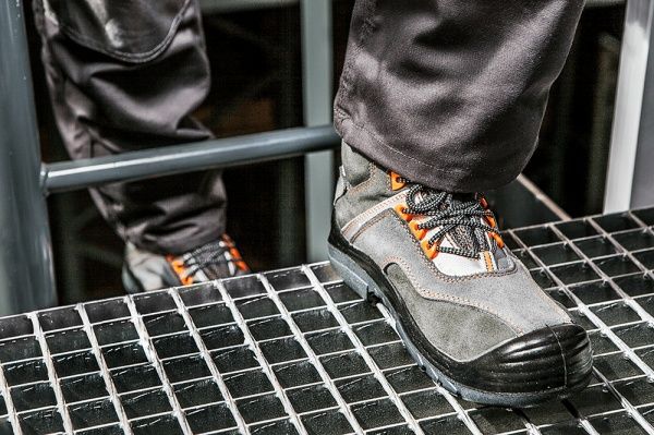 Черевики NEO tools р.42 сірий