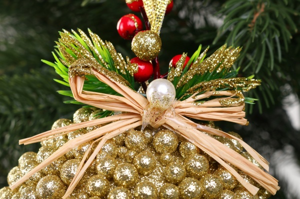 Декоративна підвіска Куля з декором 10 см золотий HL21-27