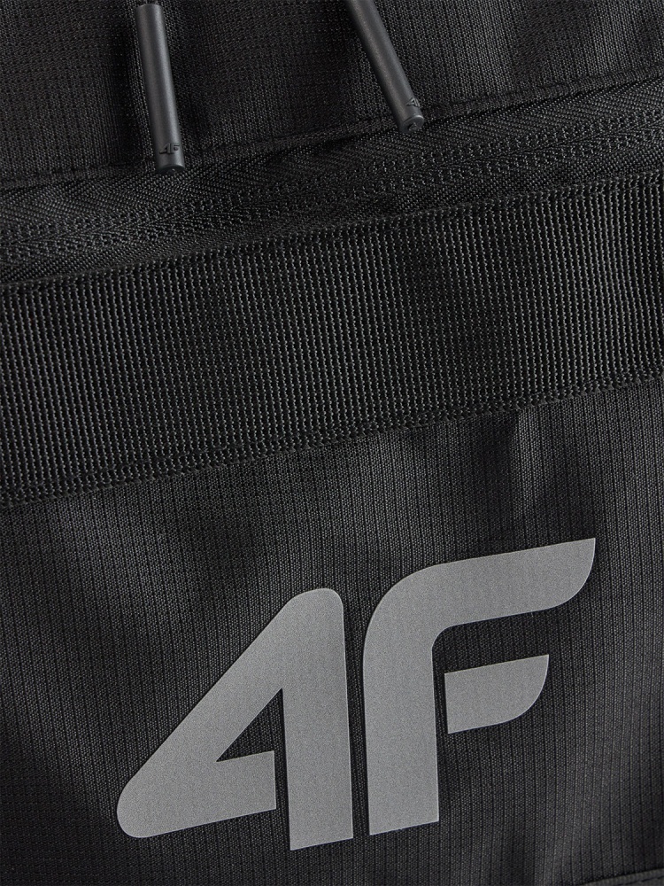 Спортивная сумка 4F 4FWSS26ATBAU074-20S 50,2 л черный