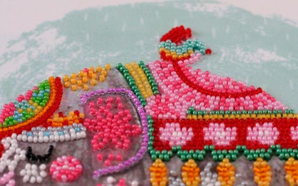 Набор для вышивания бисером на натуральном художественном холсте Три слона к счастью AB-605 Абрис Арт 