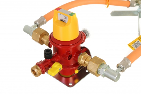 Редуктор газовый GOK на 2 баллона 4 кг/ч 37-50 мбарр.