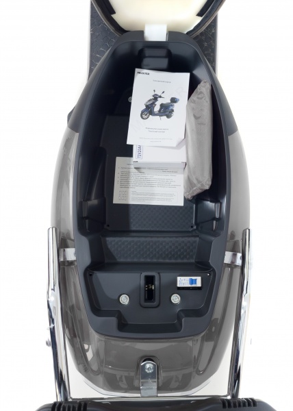 Электроскутер Maxxter LUMINA Silver