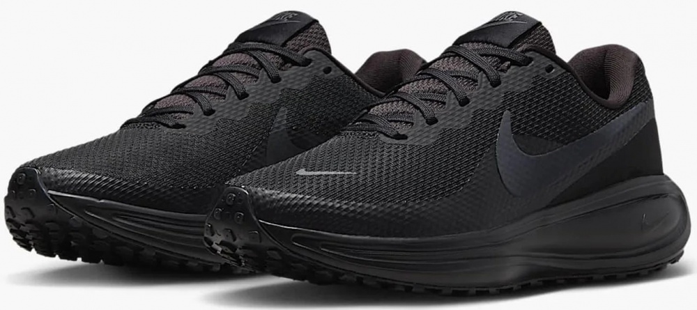 Кросівки жіночі Nike Revolution 8 HJ8485-002 р.38,5 чорні