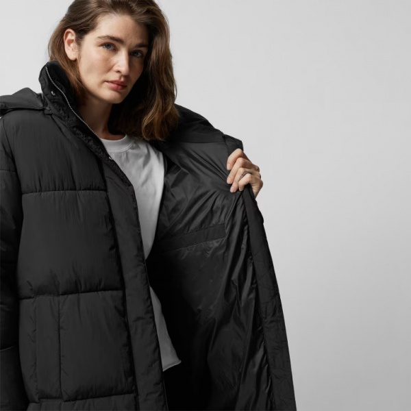 Пальто Outhorn DOWN JACKET F256 OTHAW23TDJAF256-20S р.XS черный