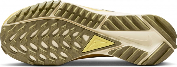 Кроссовки Nike REACT PEGASUS TRAIL 4 FJ4732-001 р.38 бежевый