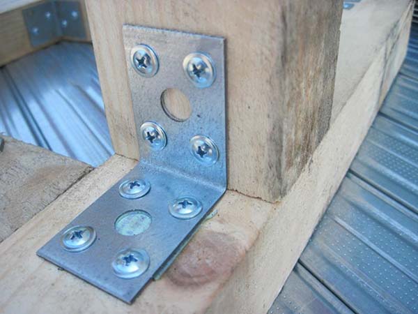 Уголок перфорированный Profstal ассиметричный 90x50x55 мм 2,5 мм