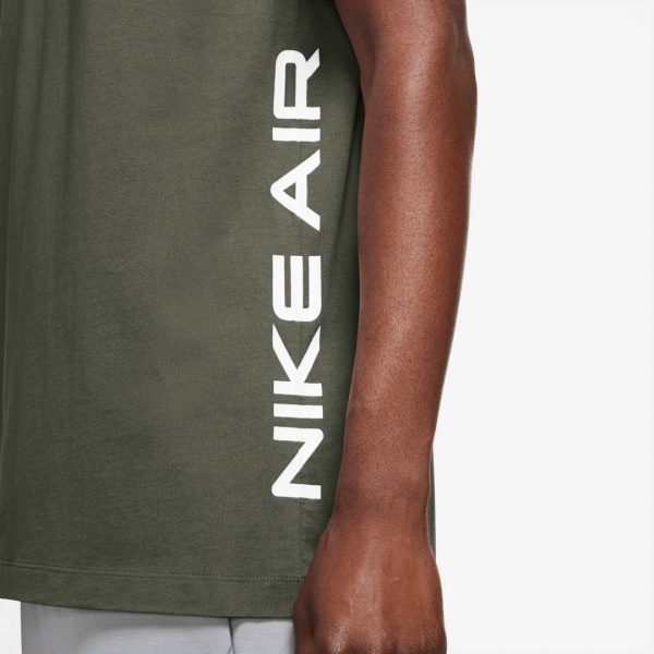 Футболка Nike M NSW TEE AIR HBR 2 DA0933-325 р.M оливковий