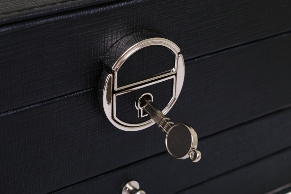 Шкатулка для украшений Royal case 22х18х13 см черная