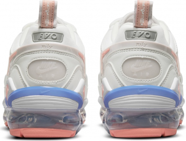 Кросівки Nike AIR VAPORMAX EVO DC9222-100 р.36,5 US 6 23 см білий