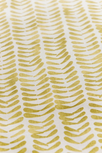 Скатерть водонепроницаемая Oliva Шафран 136x220 см La Nuit 