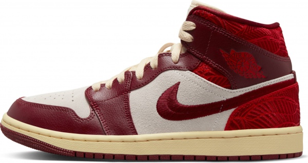 Кросівки Nike WMNS AIR JORDAN 1 MID SE DZ2820-601 р.39 червоний