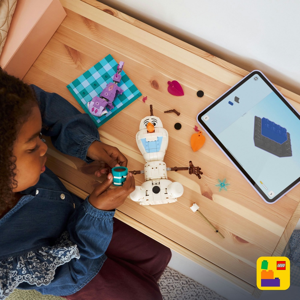 Конструктор LEGO Disney Princess Веселье на пикнике Олафа и Бруни 43287