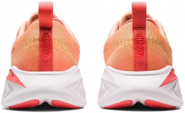 Кросівки Asics GEL-CUMULUS 25 1012B441-800 р.40 помаранчевий