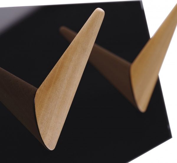 Вішалка настінна Єдиноріг скло чорне дерев'яні гачки-конуси під кутом