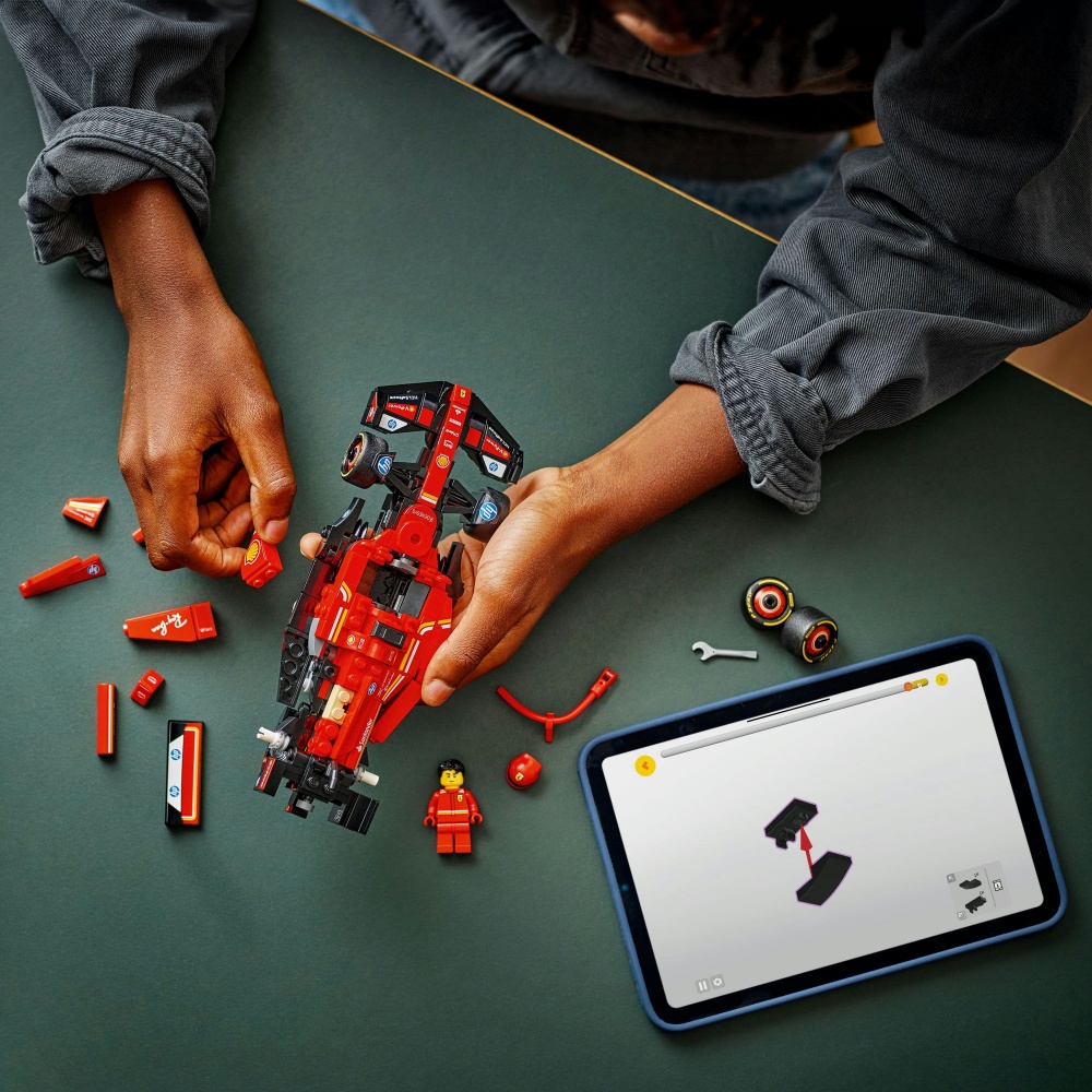 Конструктор LEGO Speed Champions Автомобіль для перегонів F1® Ferrari SF-24 77242