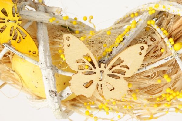 Венок пасхальный с яйцами и бабочками E580396B