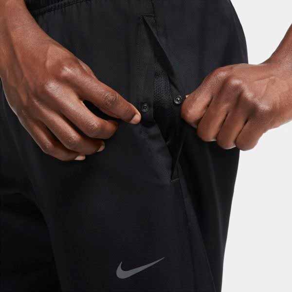 Брюки Nike M NK ESSENTIAL WOVEN PANT CU5498-010 р. M черный