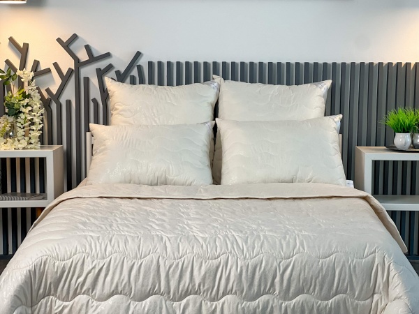 Ковдра шерстяна Ковдра ТМ ARCLOUD Vanilla Dream 140 x 205 см 140x205 см ARCLOUD 1001 Бежева