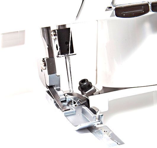 Швейна машина Brother 330D Leader 