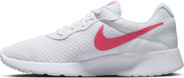 Кросівки Nike TANJUN DJ6257-105 р.36,5 білий