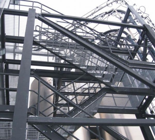 Сходинка оцинкована 600х205 мм