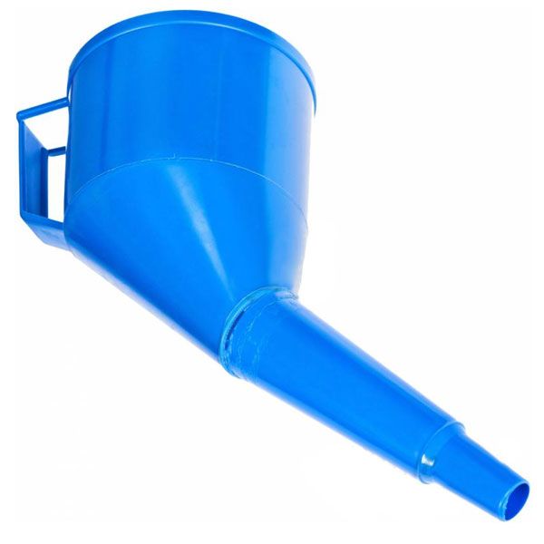 Лейка автомобильная TomPar косая с сеткой