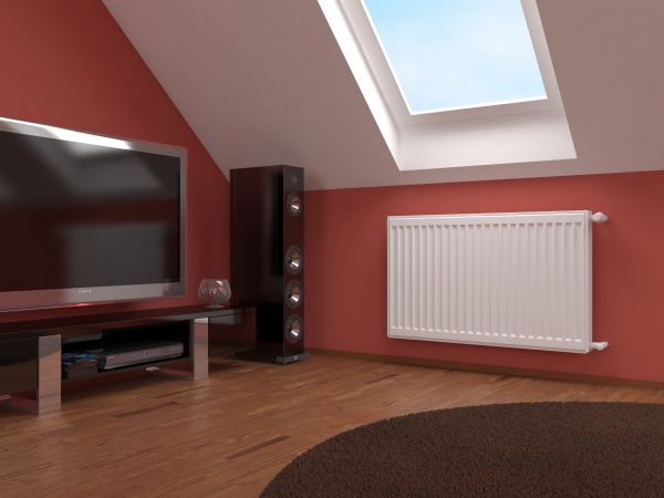 Радіатор сталевий Hi-Therm 300*22*700 бок