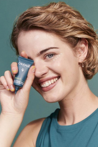 Крем для повік день-ніч Caudalie Vinergetic C+ сяючий 15 мл