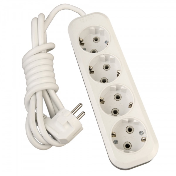 Подовжувач ALFA із заземленням 4 гн. білий 2 м 52080422 