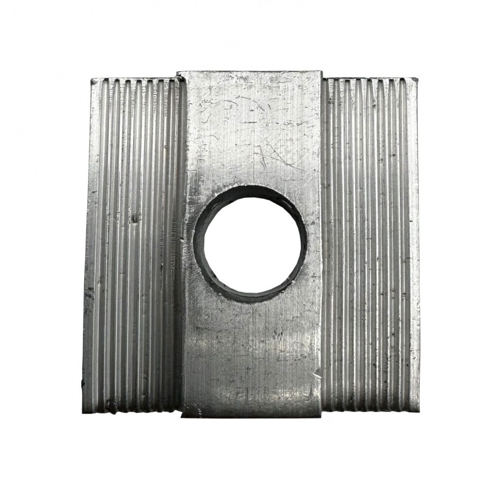 Притиск міжпанельний 30 мм алюм. для сонянчних панелей