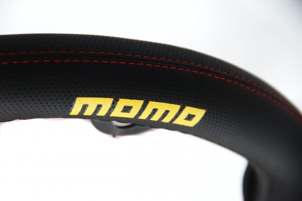 Чехол на руль MOMO SWC011BR черный с красным