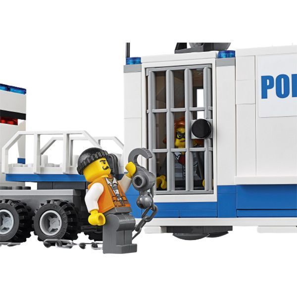 Конструктор Lego City Мобильный командный центр 60139
