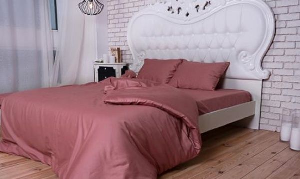 Наволочка сатин гладкокрашеный 50x70 см темно-розовый La Nuit 