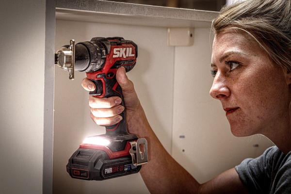 Шуруповерт ударний акумуляторний SKIL Compact CD1E3075CA