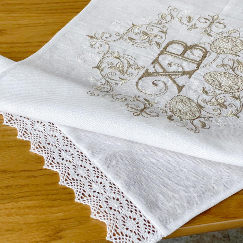 Рушник великодній 433-24/00 30x70 см Едельвіка білий