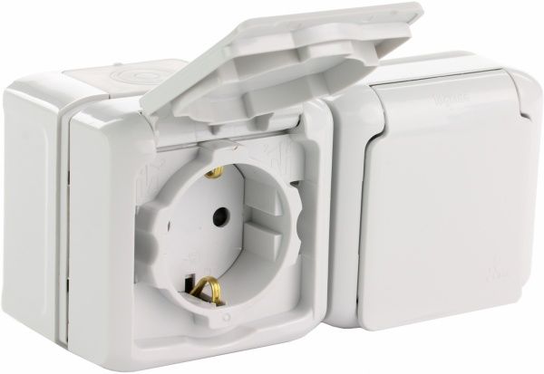 Розетка подвійна із заземленням Legrand Quteo 2x2К+З зі шторками з кришкою сірий 782353