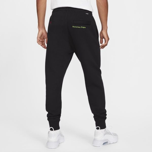 Брюки Nike M NSW CF FT PANT WTOUR DD0884-010 р. S черный