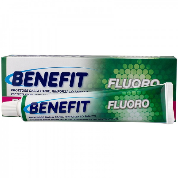 Зубная паста Benefit Fluoro со фтором 2 шт. 75 мл