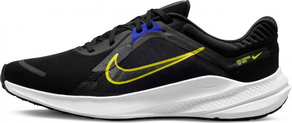 Кроссовки Nike NIKE QUEST 5 DD0204-008 р.44 черный